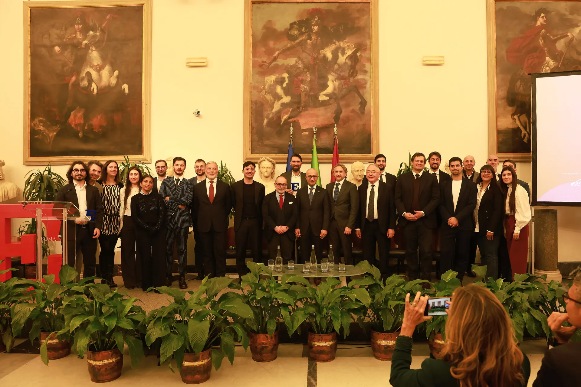 Copertina articolo L'Espresso — 7 Idee per cambiare l'Italia